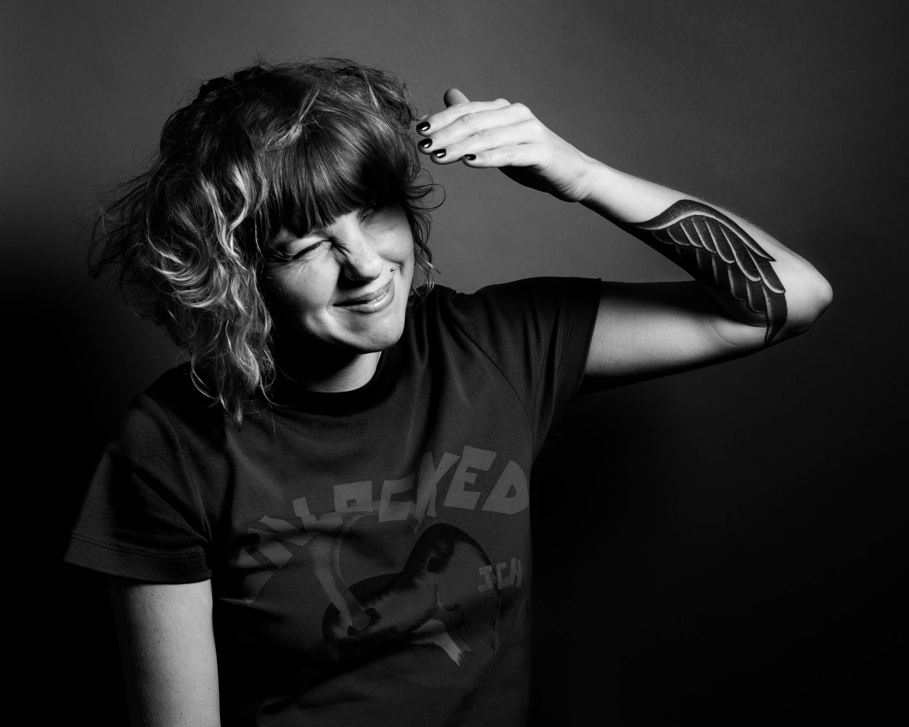 Yalangoch uy bekalarining fotosuratlari Yalangoch uy bekalarining fotosuratlari